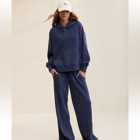 Aerie Na y Blue Essentials Waffle Hoodie Size Large NWT - Picture 6 of 6